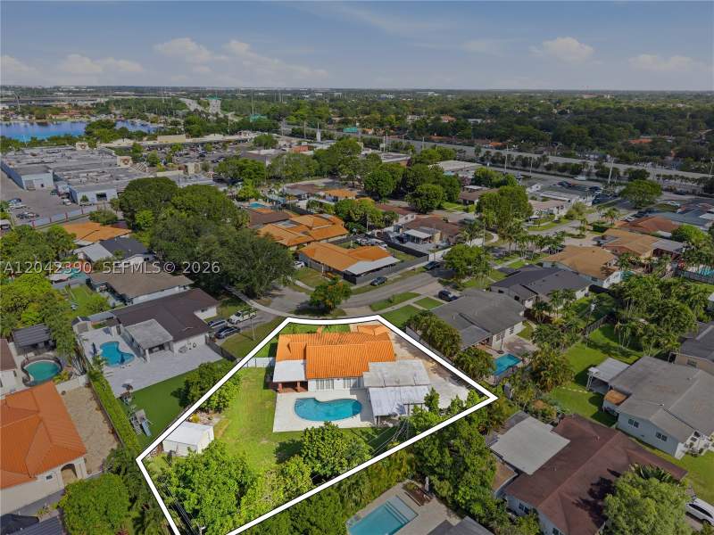 5 bedroom SingleFamilyResidence at 8197 W 14th Ct, Palm Springs Lakes 2nd Ad, Hialeah — photo 3