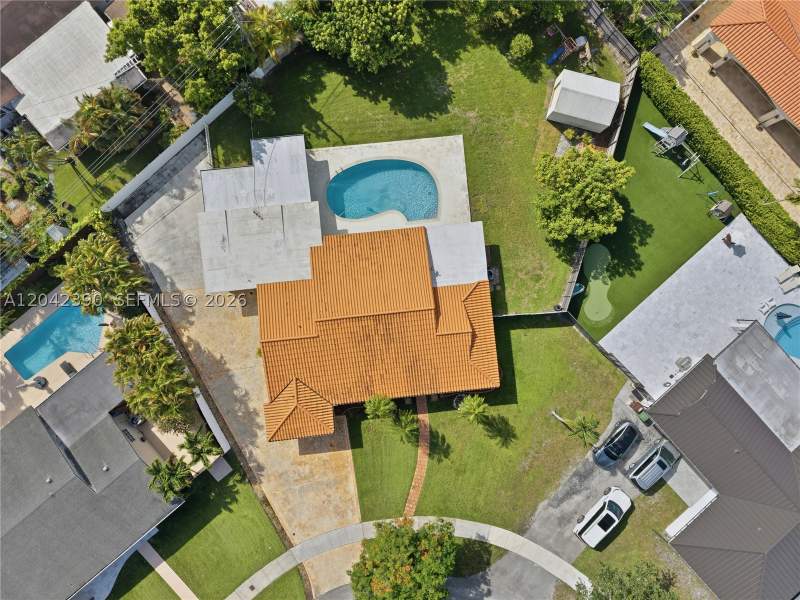 5 bedroom SingleFamilyResidence at 8197 W 14th Ct, Palm Springs Lakes 2nd Ad, Hialeah — photo 4