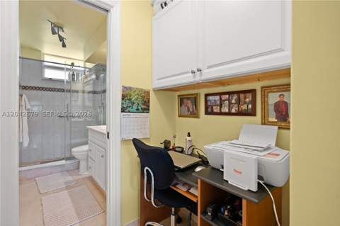 2851 Leonard Dr J210, Aventura FL - photo 18 of 25