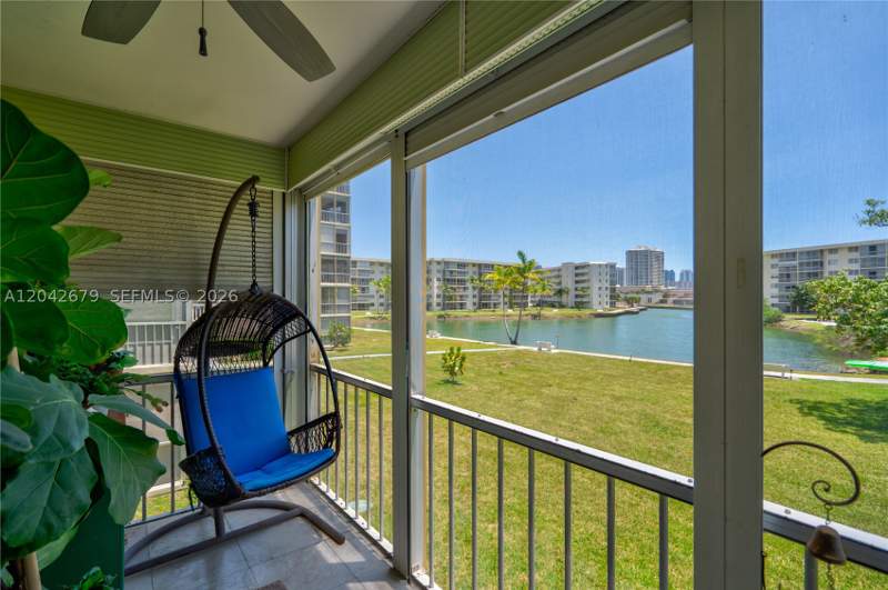 1 bedroom Condominium at 2851 Leonard Dr J210, POINT EAST SEC II CONDO, Aventura — photo 3