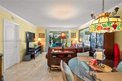 2851 Leonard Dr J210, Aventura FL - photo 9 of 25