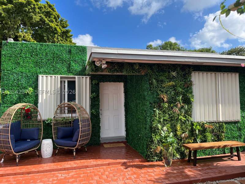 7 bedroom SingleFamilyResidence at 2737 NW 13th Ave, West End Park Amd Pl, Miami — photo 2