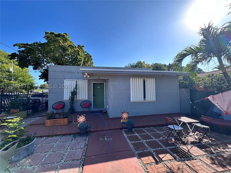 7 bedroom SingleFamilyResidence at 2737 NW 13th Ave, West End Park Amd Pl, Miami — photo 4