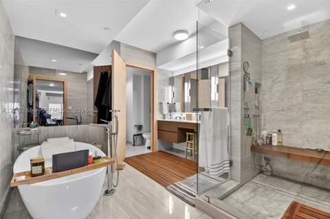 18671 Collins Ave 1401, Sunny Isles Beach FL - photo 16 of 60