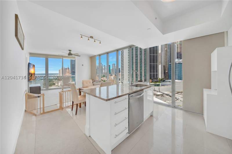2 bedroom Condominium at 888 Biscayne Blvd 2101, Marinablue Condo, Miami — photo 5