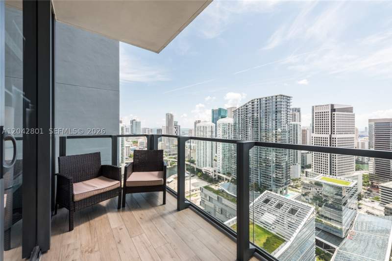 2 bedroom Condominium at 88 SW 7 Street 3403, Rise Condo, Miami — photo 2