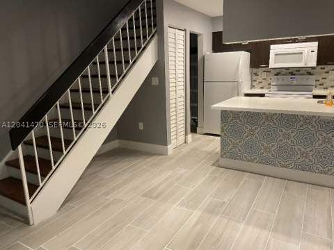 17515 NW 67th Ct G-22, Hialeah FL - photo 14 of 25