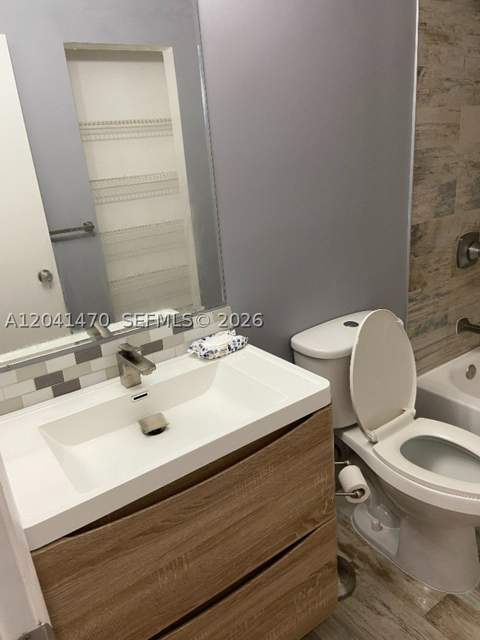 17515 NW 67th Ct G-22, Hialeah FL - photo 18 of 25