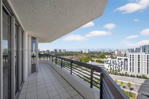 3500 Mystic Pointe Dr 1804, Aventura FL - photo 23 of 51