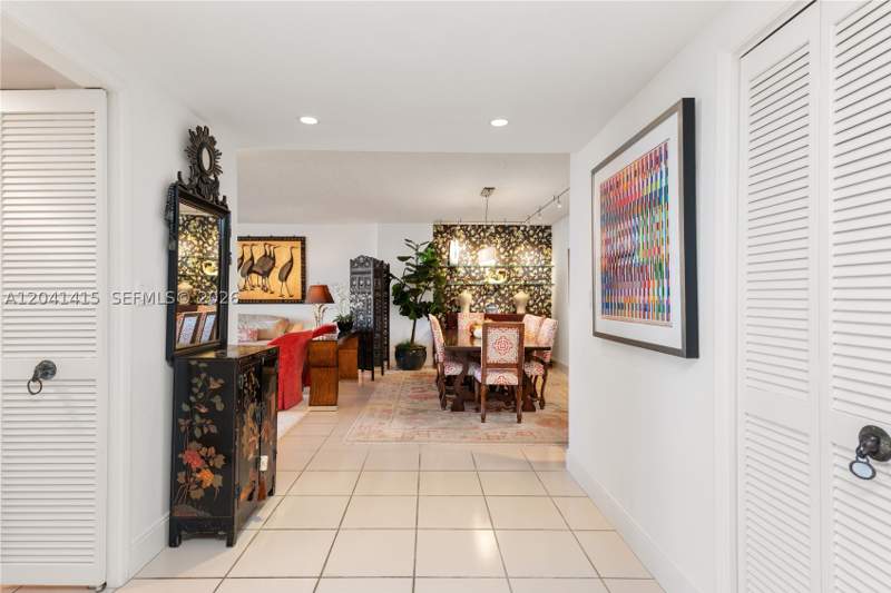 2 bedroom Condominium at 1581 Brickell Ave 903, Villa Regina Condo, Miami — photo 3