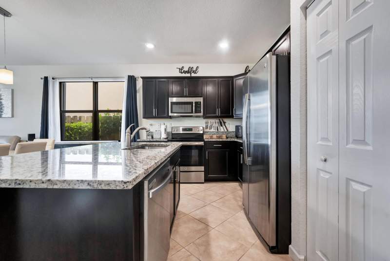 3 bedroom SingleFamilyResidence at 3785 NE 2nd Street, Baywinds Of Hatteras Repla, Homestead — photo 5