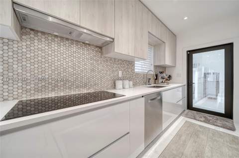 2298 SW 16th Ave, Miami FL - photo 13 of 15