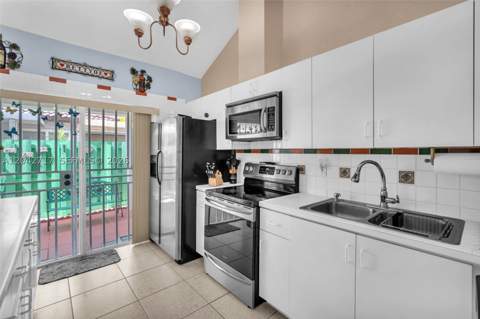 9018 NW 120th St 133, Hialeah Gardens FL - photo 17 of 28