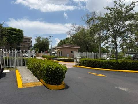8405 NW 8th St 303, Miami FL - photo 13 of 16
