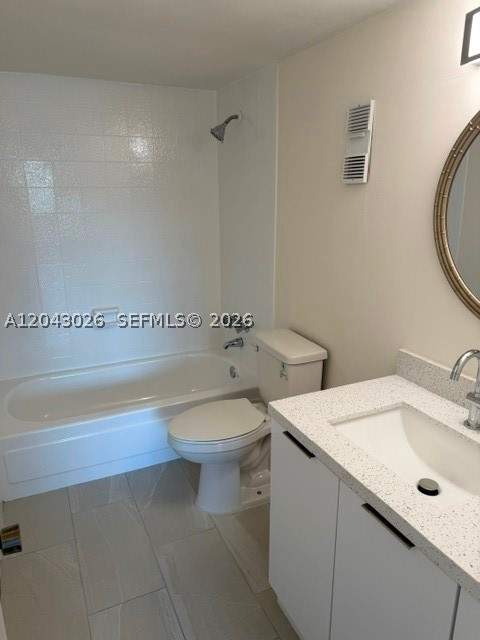 8405 NW 8th St 303, Miami FL - photo 9 of 16
