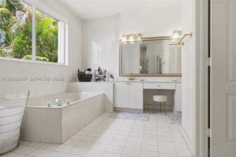 15652 SW 91st Ln, Miami FL - photo 22 of 43