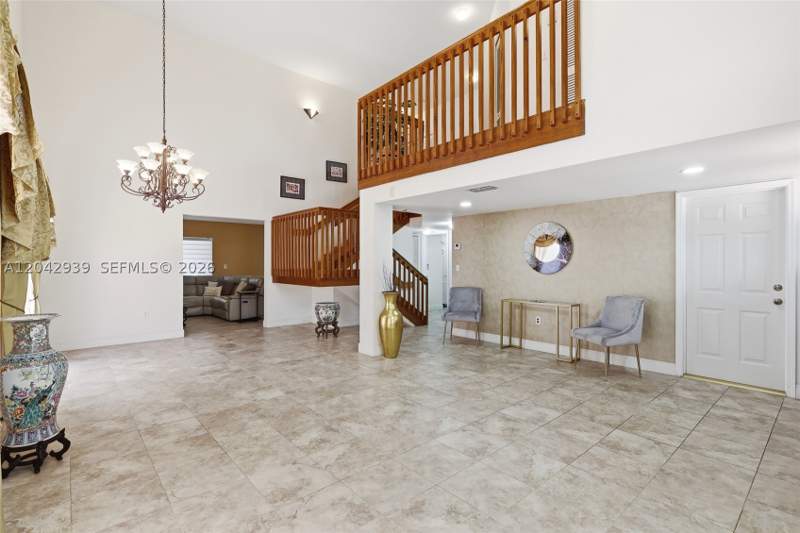4 bedroom SingleFamilyResidence at 15652 SW 91st Ln, Sunnyview Sub, Miami — photo 4