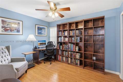 15652 SW 91st Ln, Miami FL - photo 8 of 43