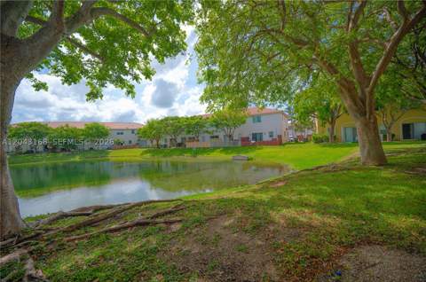 445 NE 21st Ave, Homestead FL - photo 8 of 39