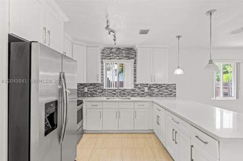 270 NW 51st Ave, Miami FL - photo 13 of 52