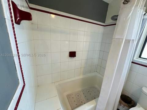 10015 SW 213th Ter, Cutler Bay FL - photo 13 of 39