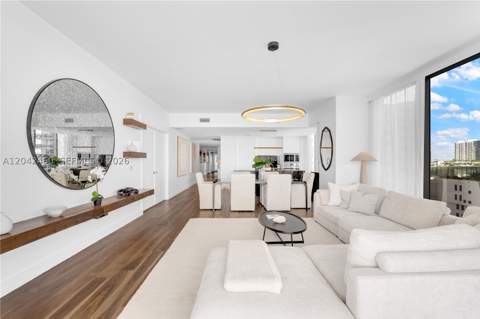 788 NE 23rd St 902, Miami FL - photo 11 of 34