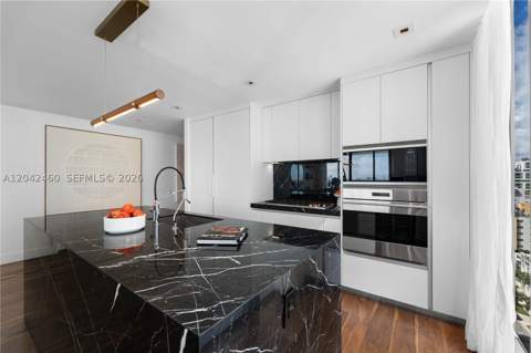 788 NE 23rd St 902, Miami FL - photo 15 of 34