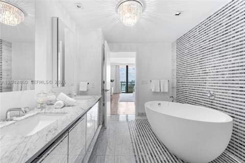 788 NE 23rd St 902, Miami FL - photo 18 of 34