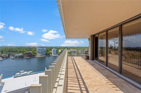 3 Grove Isle Dr C1610, Miami FL - photo 13 of 34