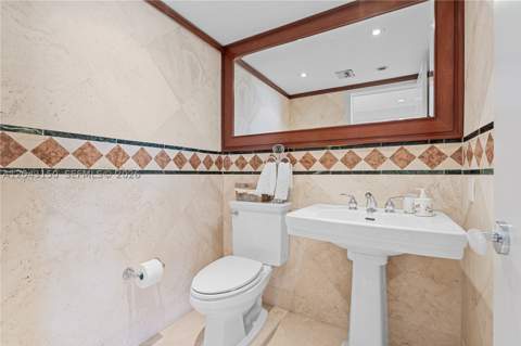 3 Grove Isle Dr C1610, Miami FL - photo 17 of 34