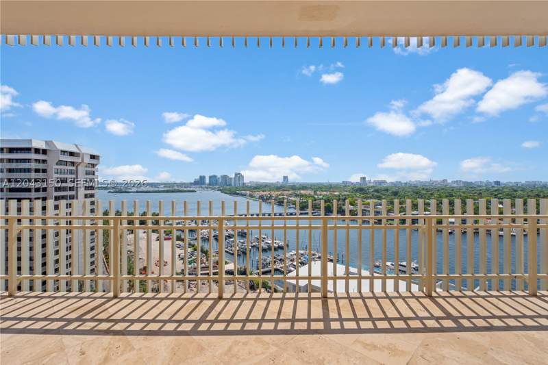 3 bedroom Condominium at 3 Grove Isle Dr C1610, Grove Isle Condo, Miami — photo 2