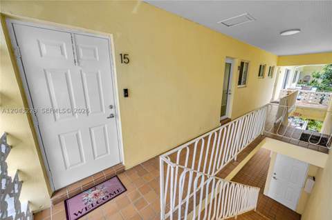 9281 W Bay Harbor Dr 15, Bay Harbor Islands FL - photo 10 of 27