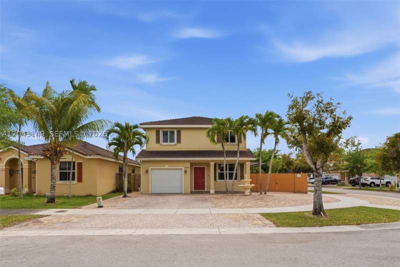 5 bedroom SingleFamilyResidence at 12964 SW 285th Ter, Evergreen Garden Estates, Homestead — photo 3