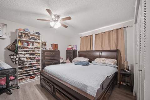 2710 W 60th Place 205, Hialeah FL - photo 16 of 31