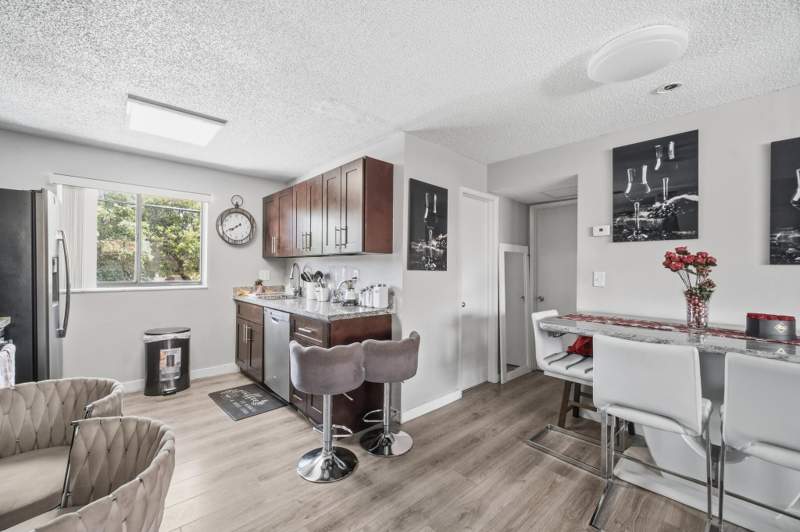 2 bedroom Condominium at 2710 W 60th Place 205, Residencial El Prado Condo, Hialeah — photo 5