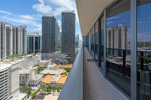 1000 Brickell Plz 2402, Miami FL - photo 21 of 56