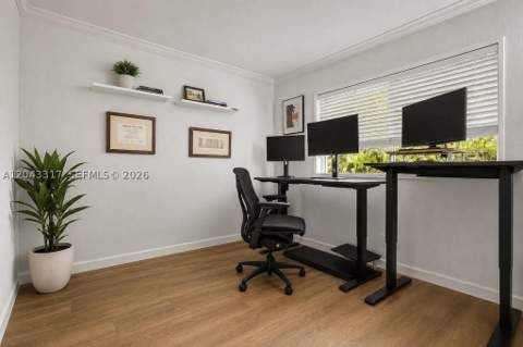6705 N Kendall Dr 312, Pinecrest FL - photo 11 of 26