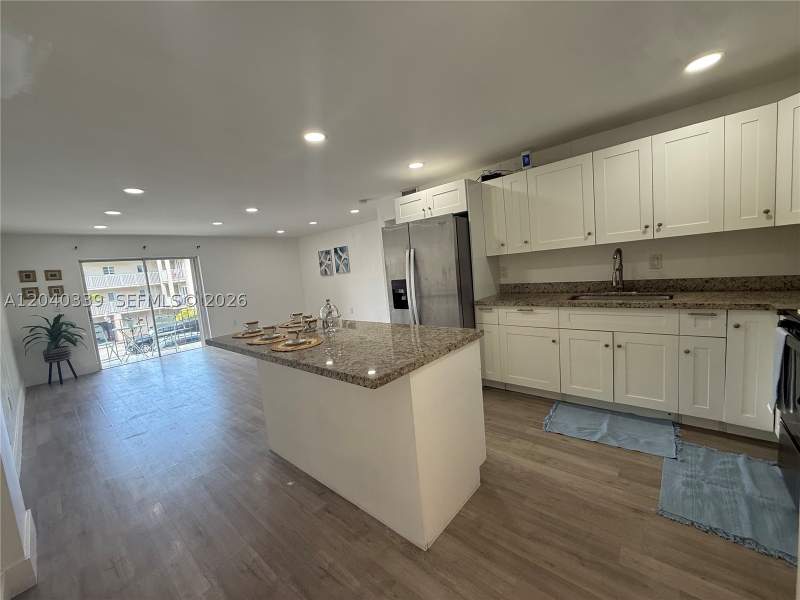 2 bedroom Condominium at 6780 W 2nd Ct 212, International Condo, Hialeah — photo 3