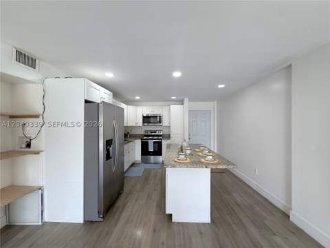 6780 W 2nd Ct 212, Hialeah FL - photo 9 of 45