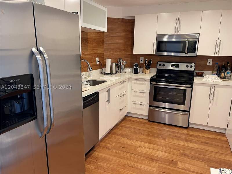 1 bedroom Condominium at 500 Bayview Dr 1719, Arlen House West Condo, Sunny Isles Beach — photo 2