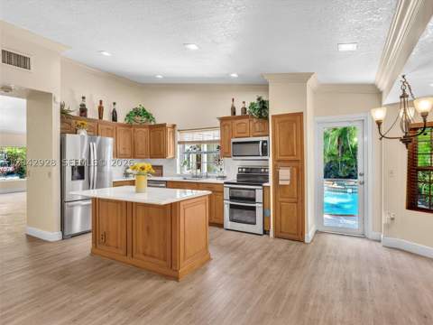 15045 SW 138th Pl, Miami FL - photo 17 of 77