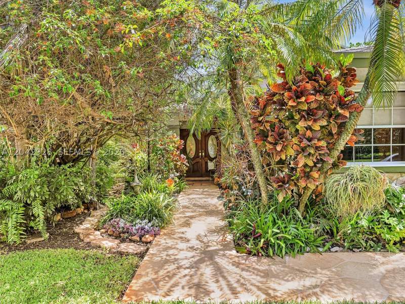 3 bedroom SingleFamilyResidence at 15045 SW 138th Pl, Country Walk Patio Homes, Miami — photo 2
