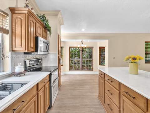 15045 SW 138th Pl, Miami FL - photo 21 of 77