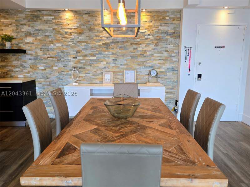 2 bedroom Condominium at 5601 Collins Ave 520, The Pavilion Condo, Miami Beach — photo 3