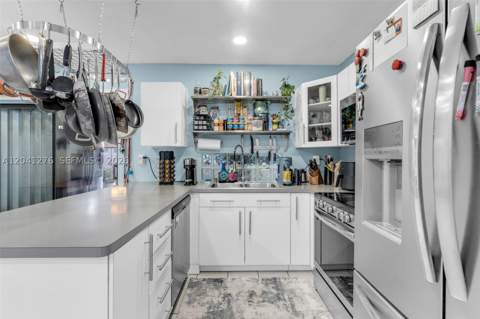 525 NW 100th Ct 525, Miami FL - photo 6 of 38