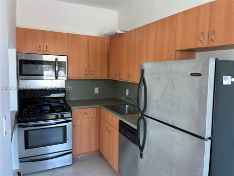 1618 Michigan Ave 38, Miami Beach FL - photo 12 of 20