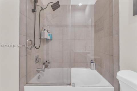 8822 NW 161st Ter, Miami Lakes FL - photo 24 of 54