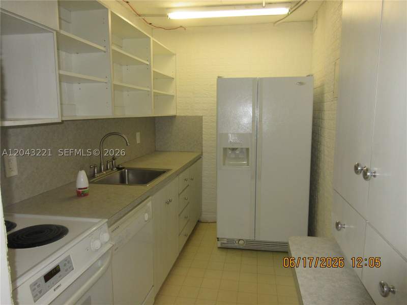 1 bedroom Condominium at 1230 NE 139th St 309, Dixie Gardens Condo, North Miami — photo 5
