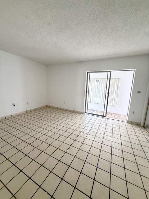 20330 NE 2nd Avenue D-5, Miami Gardens FL - photo 11 of 26