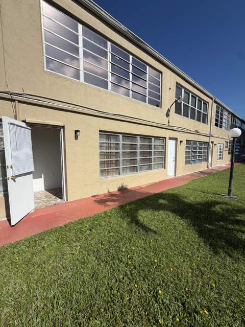 20330 NE 2nd Avenue D-5, Miami Gardens FL - photo 18 of 26